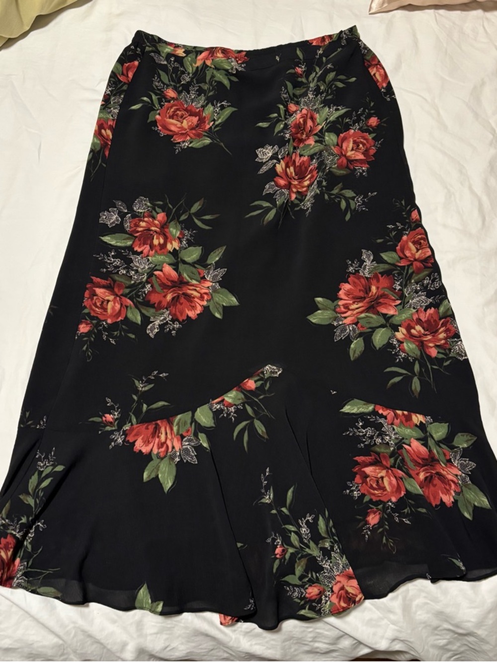 Liz Claiborne Emma James Black Floral Skirt